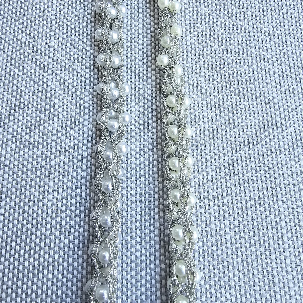 Chain Lariat Necklace Vintage Beaded Jewelry w/ Tassles White Silver 46 in. Long
